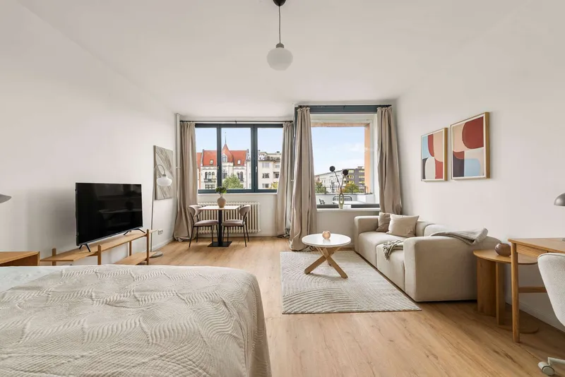 Beeindruckende 1-Zimmer Wohnung in Kreuzberg - voll möbliert — photo 1